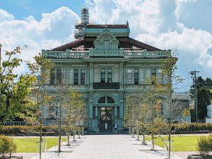 銀行の建物